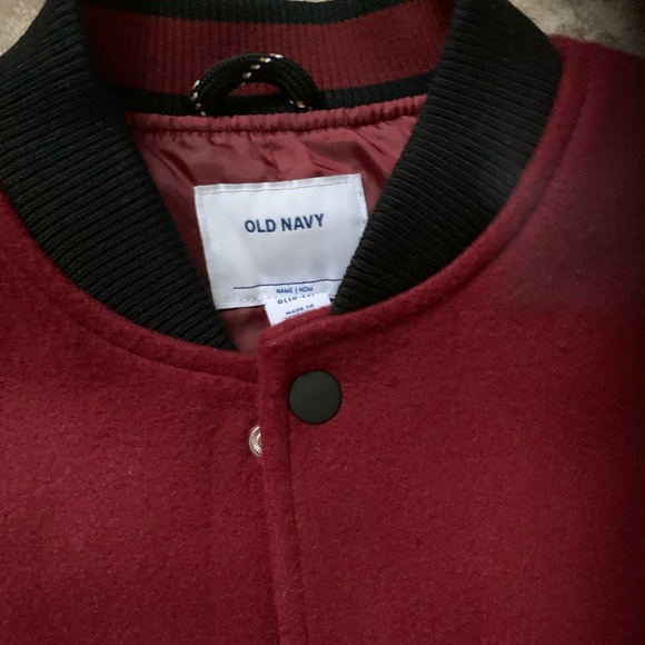 jacket , NWT burgundy , black and grey color . - Picture 9 of 16